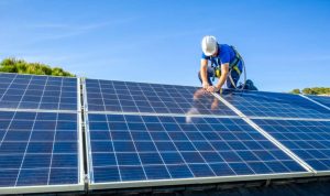 Installation et mise en production des panneaux solaires photovoltaïques à Varennes-sur-Allier